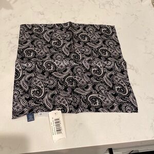 Ryan Seacrest Distinction fountain paisley black white pocket square formal prom